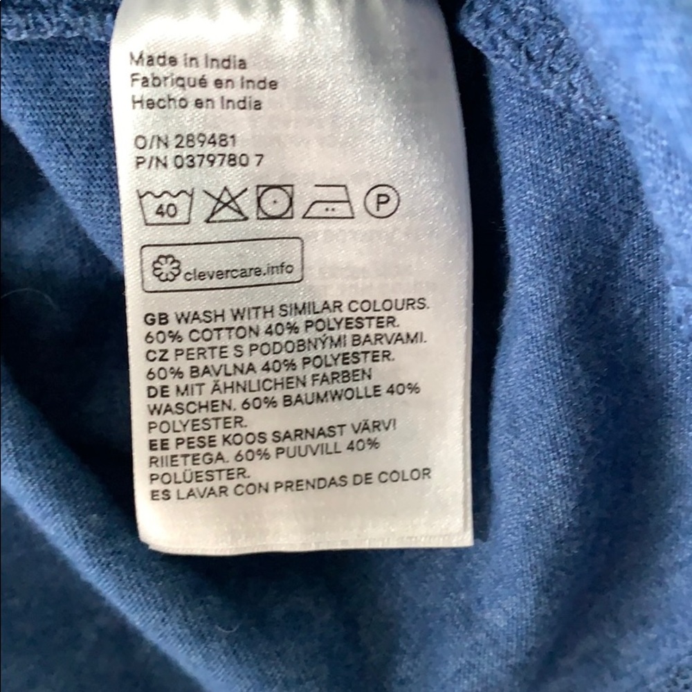 H&M Divided Basic Tee - Picture 4 of 5